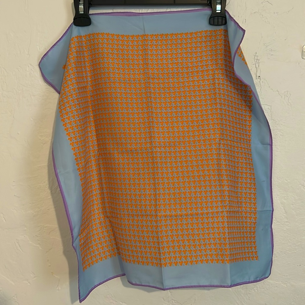 Made in JAPAN Elegant Orange and Blue Lucky Charm Women's Scarf - Picture 3 of 3